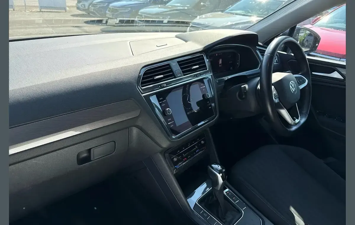 Used VW Tiguan Allspace Life 150 HP (110 kW) 2022 Blue SUV