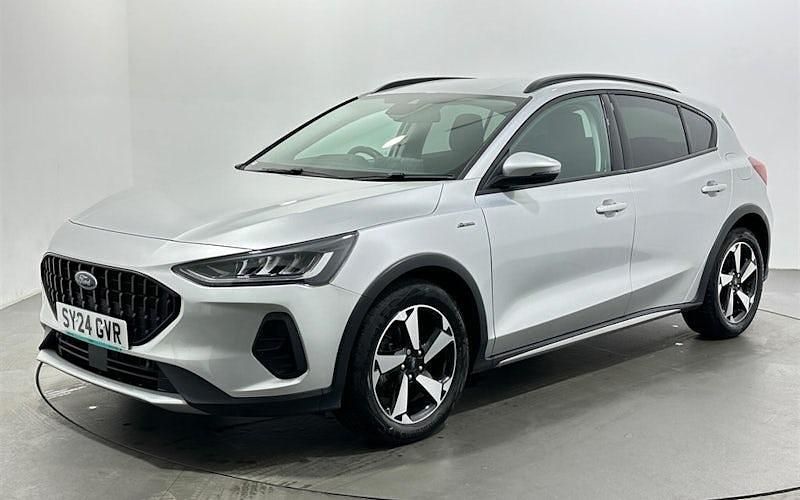 Used Ford Focus Active 125 HP (91 kW) 2023 Silver Hatchback