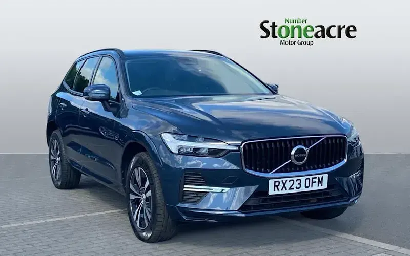 Used Volvo XC60 Core 250 HP (183 kW) 2025 SUV