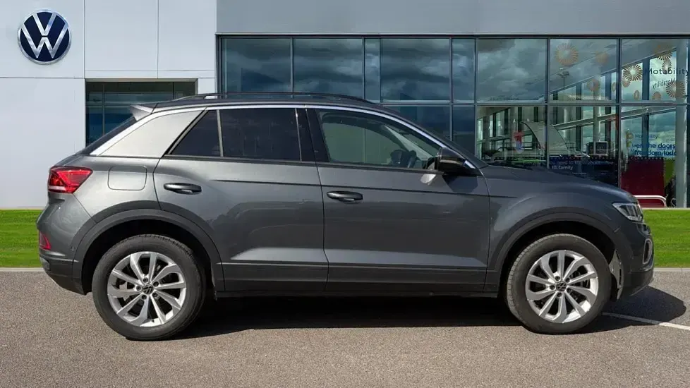 Used VW T-Roc Match 150 HP (110 kW) 2025 Grey SUV