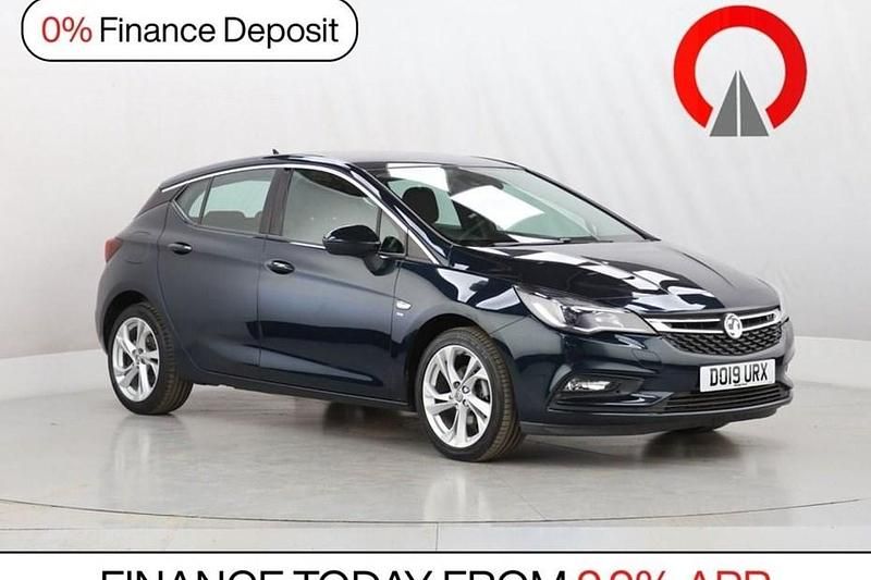 Second-hand Vauxhall Astra SRi 105 CP (77 kW) 2019 Verde Hatchback