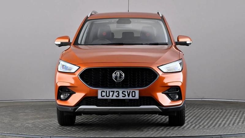 Used MG ZS Exclusive 111 HP (81 kW) 2023 Orange SUV