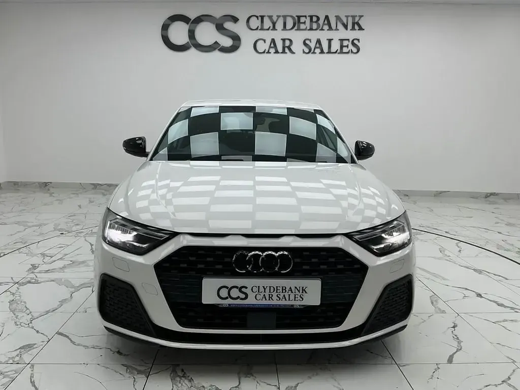 Usado Audi A1 Sportback Design 95 CV (69 kW) 2019 Blanco Utilitario