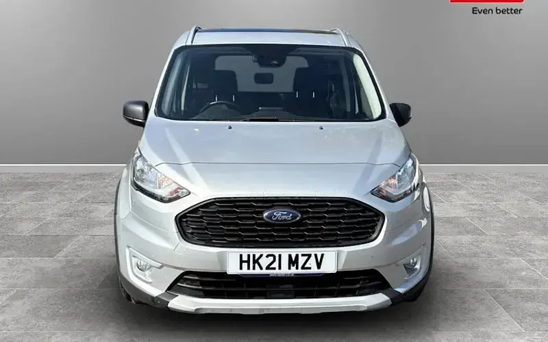 Used Ford Tourneo Active 120 HP (88 kW) 2021 Estate