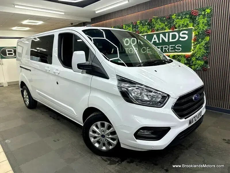 Used Ford Transit Custom Limited 130 HP (95 kW) 2022 White Van