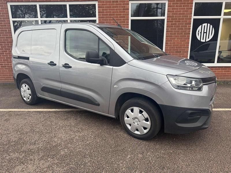 Grey Used 2021 Toyota Proace City Active MPV | £8,100 (Good price) - Image 1/4