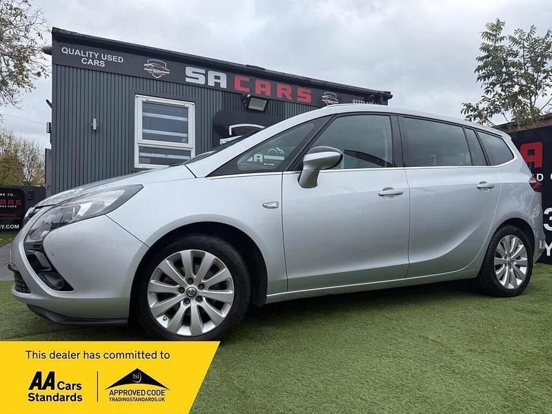 Silver Used 2016 Vauxhall Zafira MPV | £4,695 (Good price) - Image 1/4