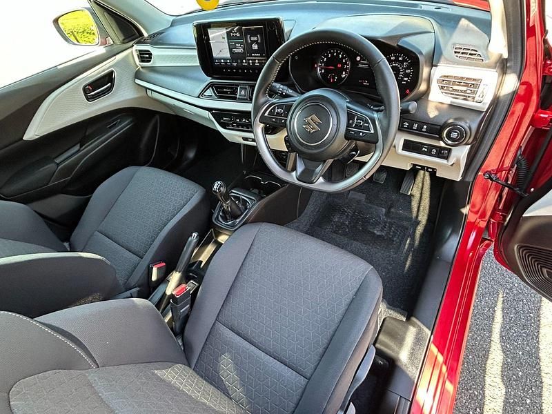 Used Suzuki Swift 82 HP (60 kW) 2024 Red Hatchback