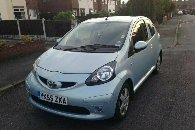 Used Toyota Aygo 67 HP (49 kW) 2005 Hatchback