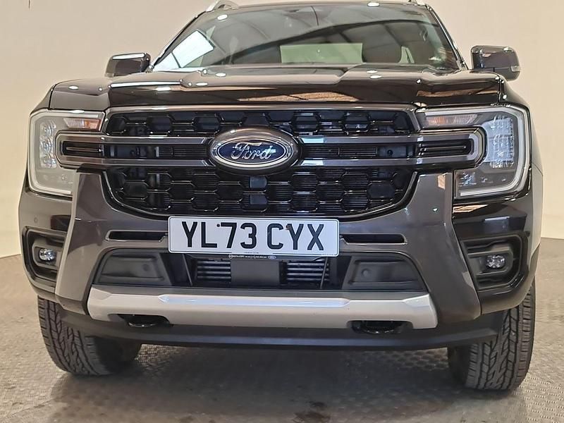 Second-hand Ford Ranger Wildtrack 205 CP (150 kW) 2023 Negru Pickup