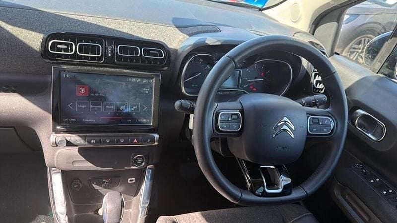 Usado Citroën C3 Aircross PureTech 128 CV (94 kW) 2023 Gris SUV