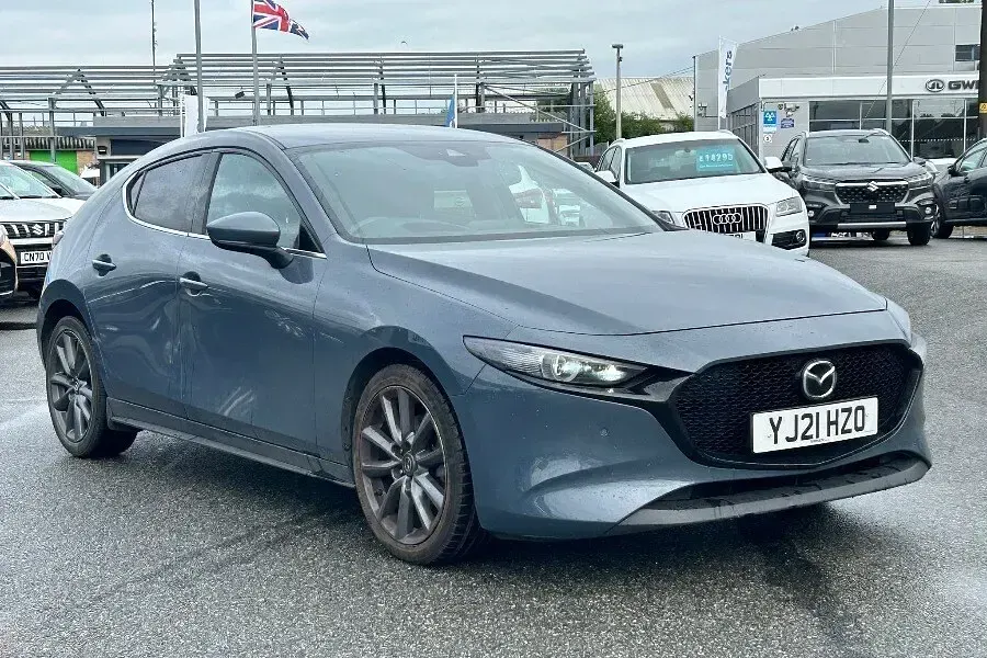 Used Mazda 3 Inclusive 122 HP (89 kW) 2021 Hatchback