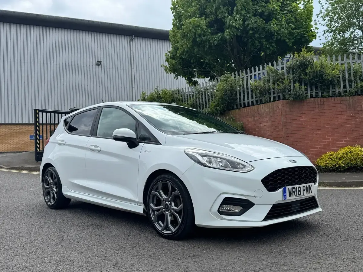 Used Ford Fiesta ST-Line X 125 HP (91 kW) 2018 White Hatchback