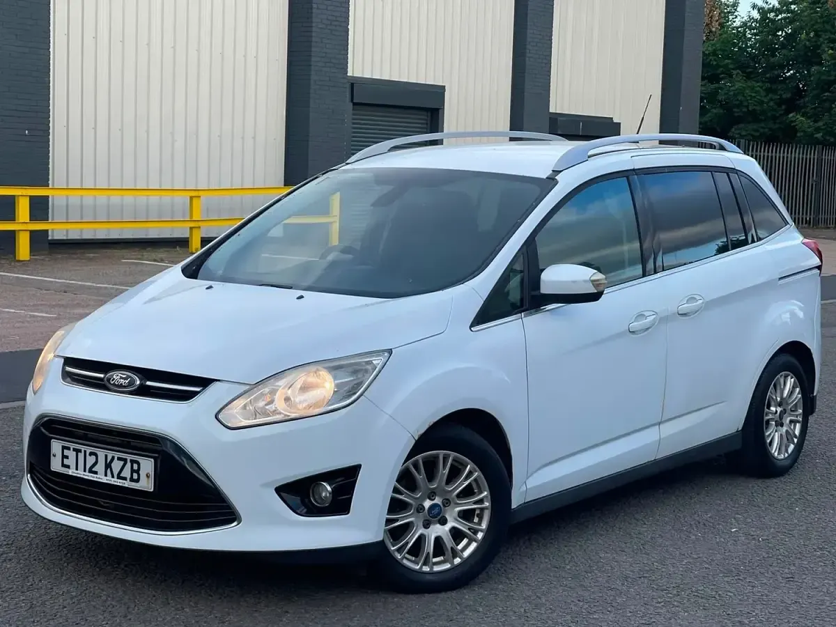 Used Ford Grand C-Max Titanium 2012 White MPV