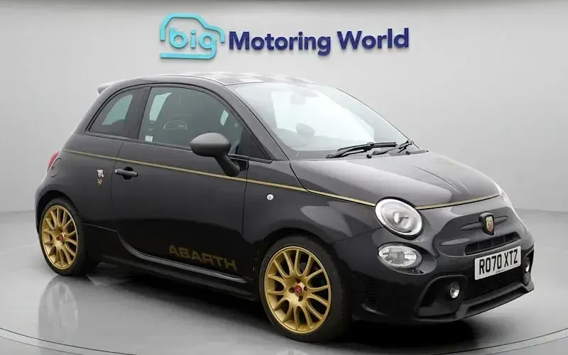 Begagnad Abarth 595 70th Anniversary 167 HK (122 kW) 2020 Halvkombi