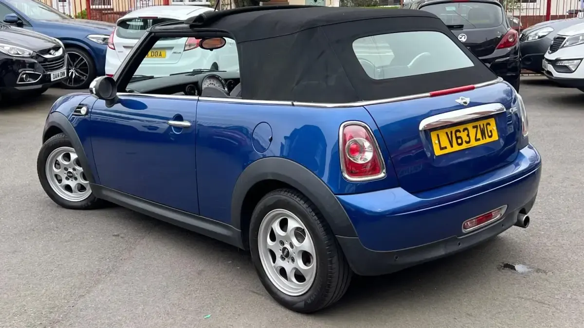 Używany Mini ONE 98 KM (72 kW) 2013 Niebieski Hatchback
