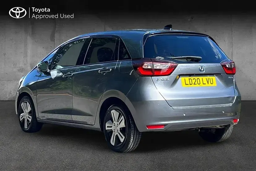 Used Honda Jazz Hybrid 107 HP (78 kW) 2020 Shining grey Hatchback