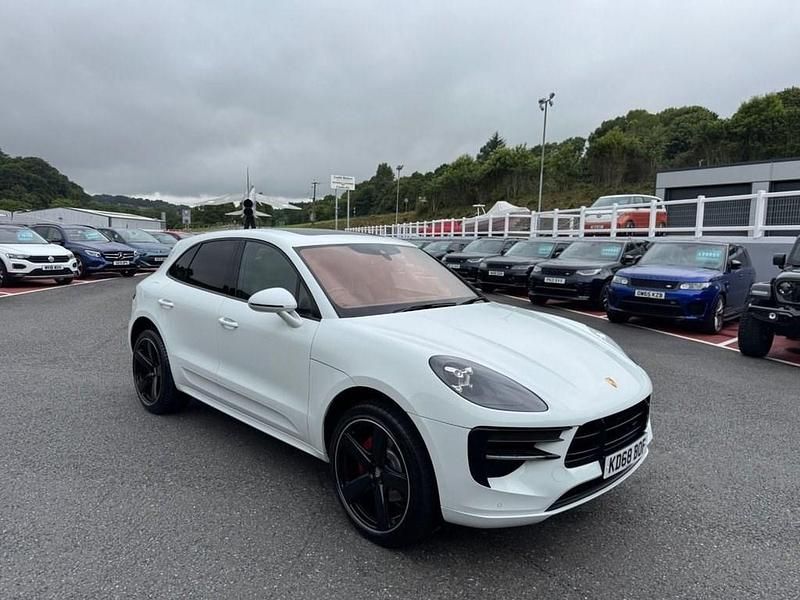 White Used 2019 Porsche Macan SUV | £32,500 (A bit pricey) - Image 1/3