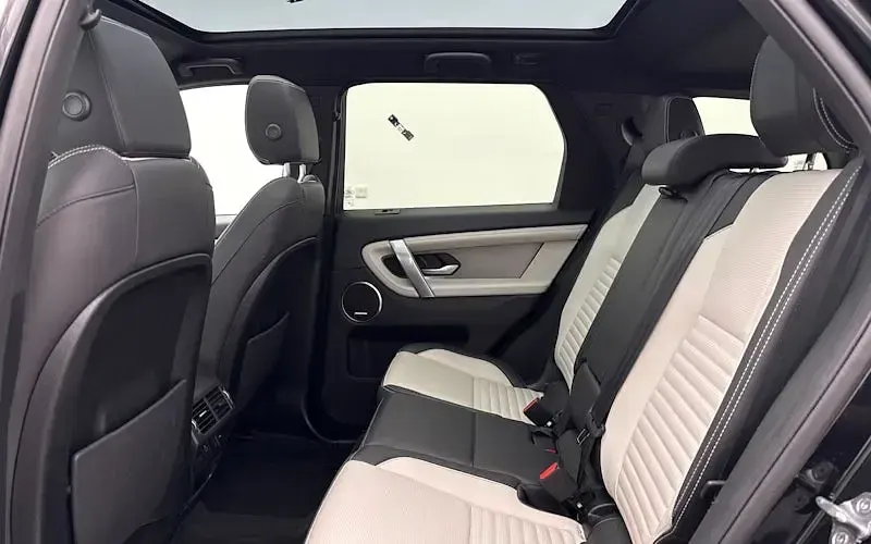Used Land Rover Discovery Sport HSE Dynamic 204 HP (150 kW) 2024 Black SUV