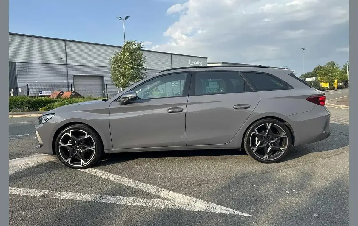 Used Cupra Leon 147 HP (108 kW) 2026 Grey Estate