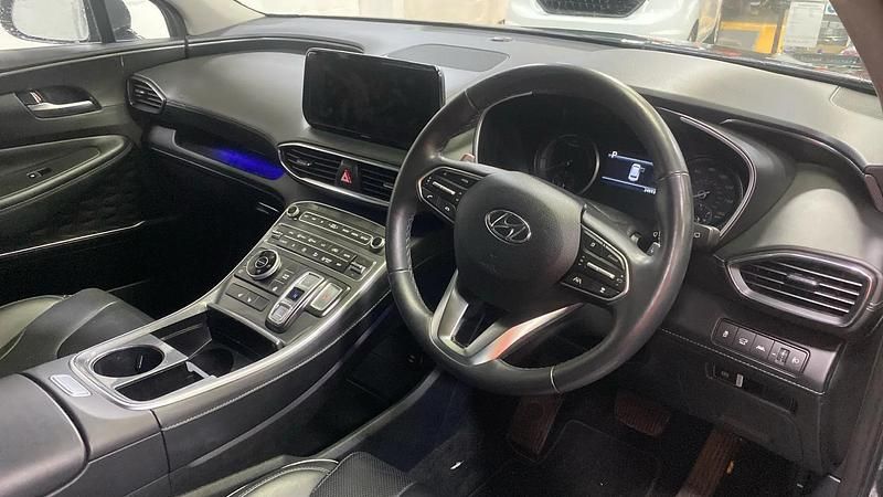 Used Hyundai Santa Fe Premium 230 HP (169 kW) 2023 Green SUV