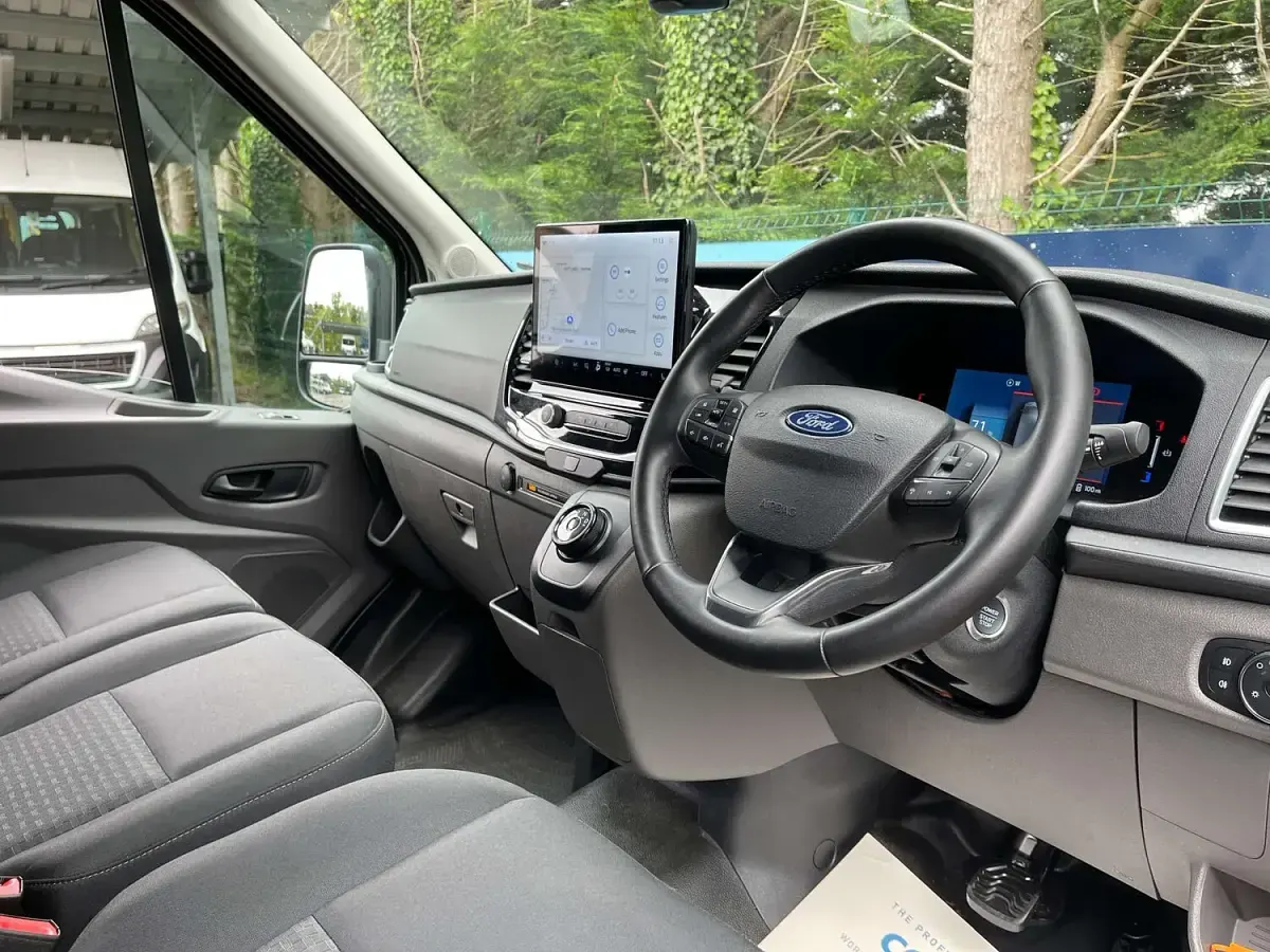 Used Ford E-Transit Trend 75 kW (102 HP) 2024 Grey Van