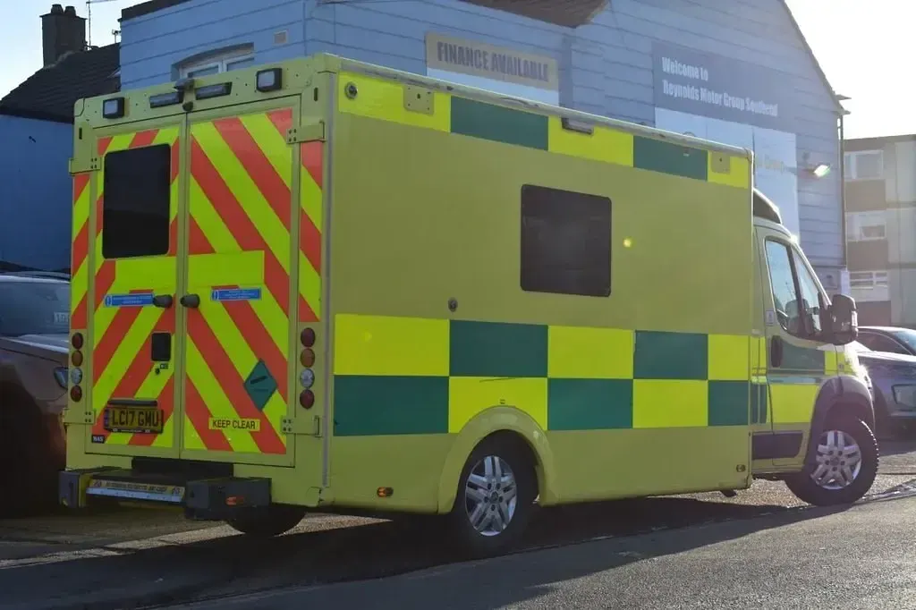 Usado Fiat Ducato 2017 Amarelo Van