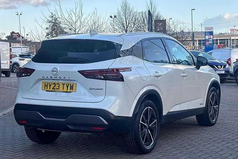 Used Nissan Qashqai Tekna 190 HP (139 kW) 2023 White SUV
