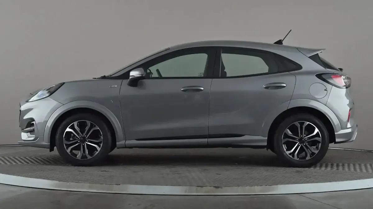 Used Ford Puma ST-Line 125 HP (91 kW) 2023 Silver SUV