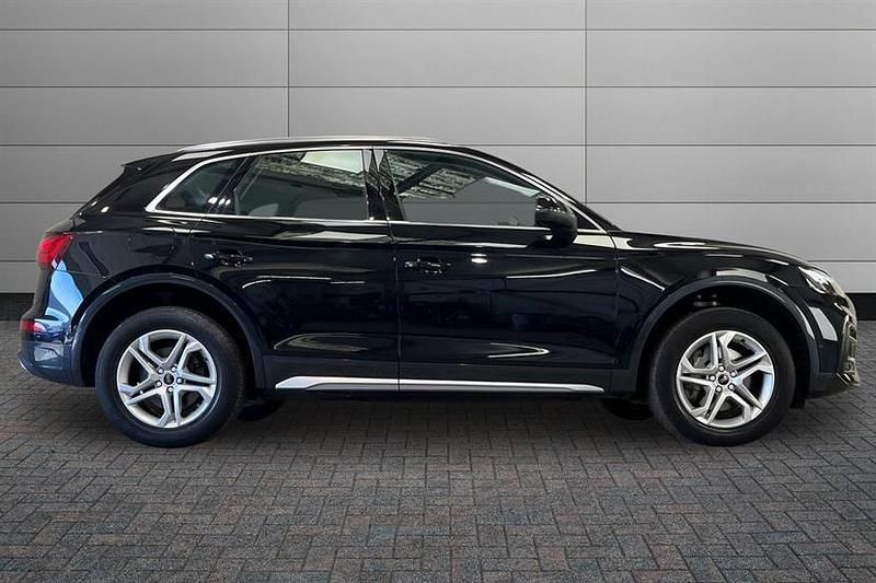 Used Audi Q5 Sport 265 HP (194 kW) 2022 Black SUV