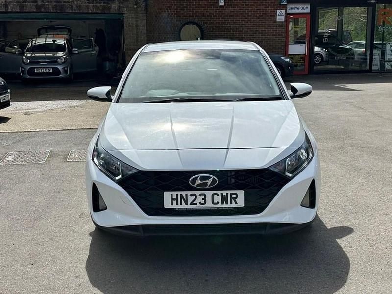 Used Hyundai i20 SE 2023 White Hatchback