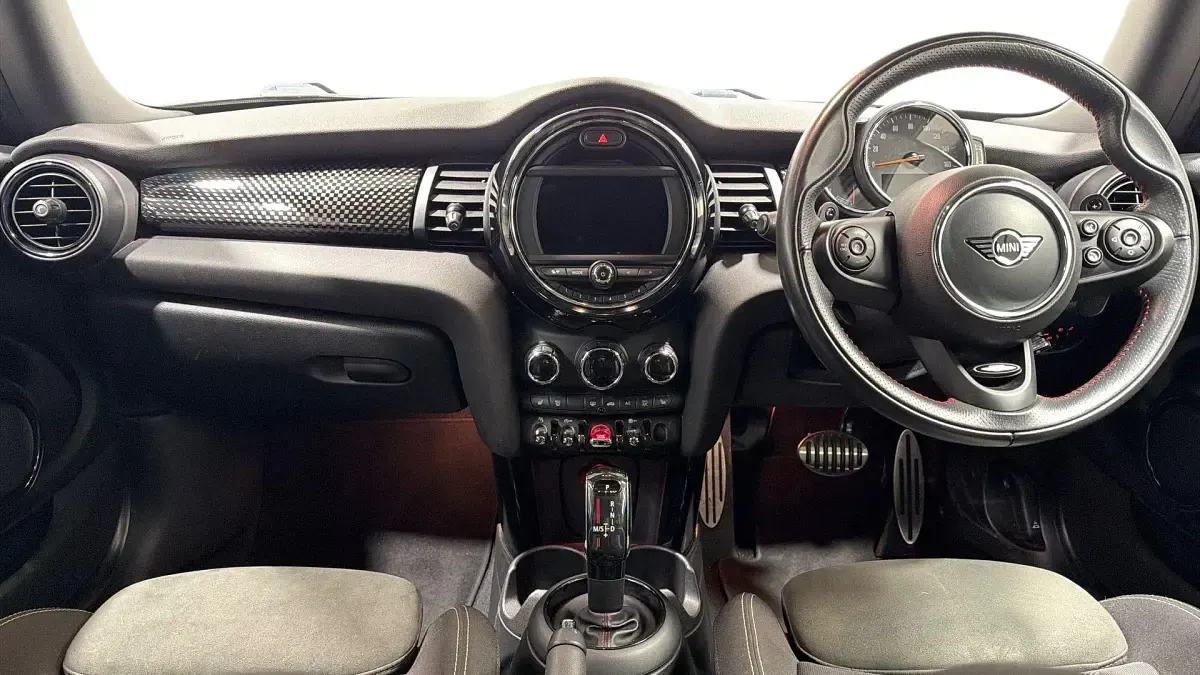 Used Mini Cooper S Hatch 189 HP (139 kW) 2019 Silver Hatchback