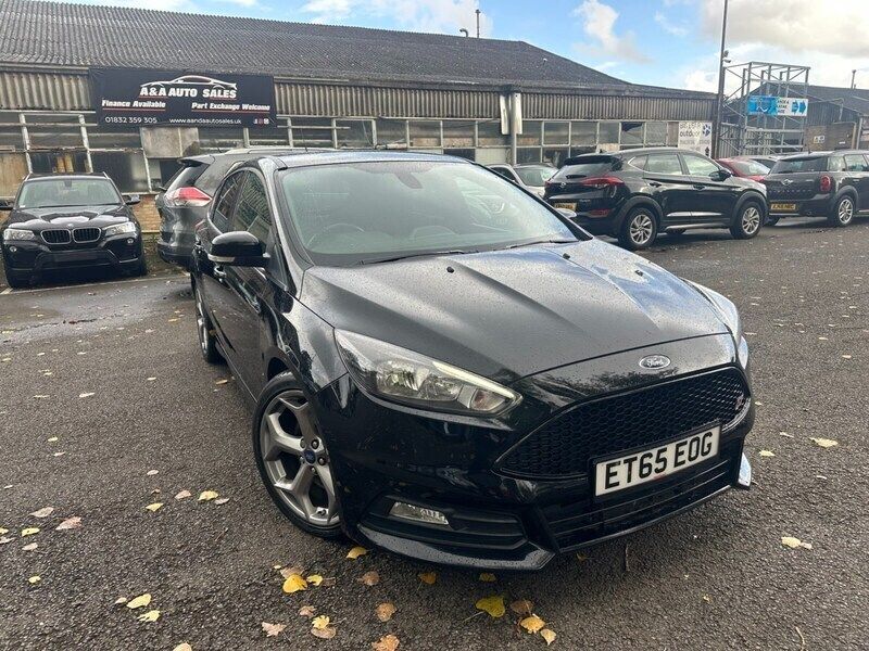 Black Used 2016 Ford Focus ST Hatchback | £10,995 (Super price) - Image 1/4