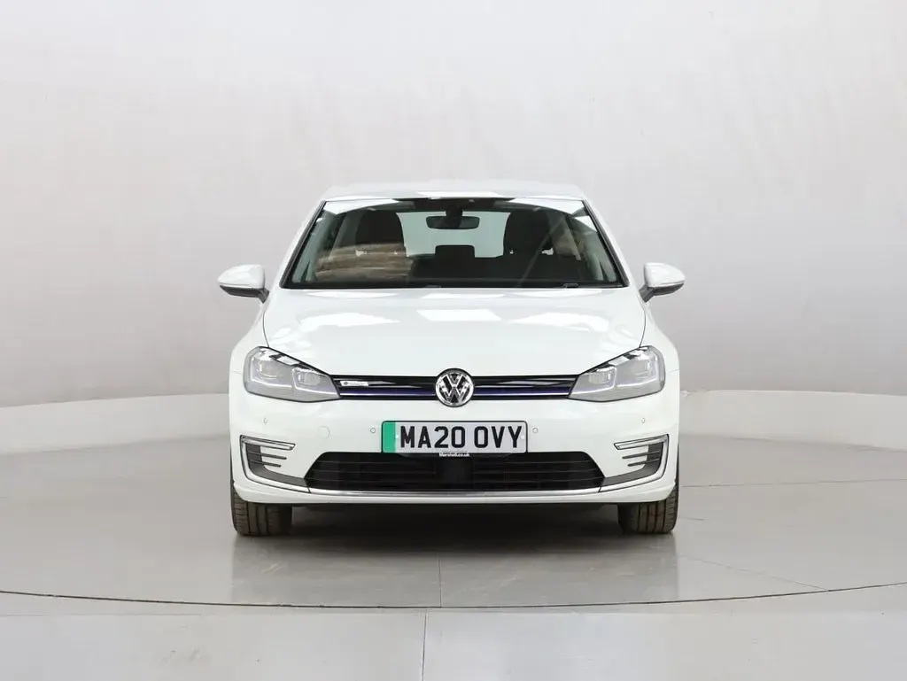 Used VW e-Golf 100 kW (136 HP) 2020 White Hatchback