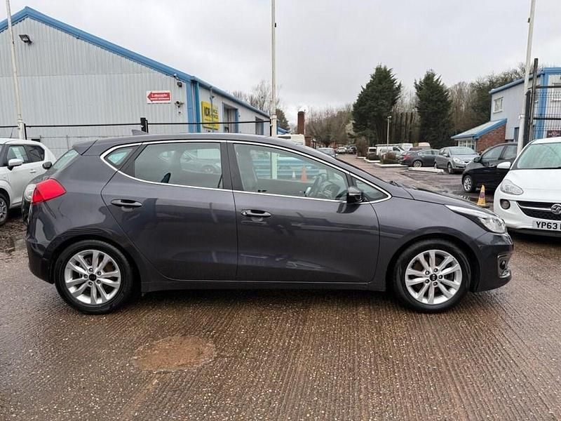 Used Kia Ceed 133 HP (97 kW) 2018 Silver Hatchback
