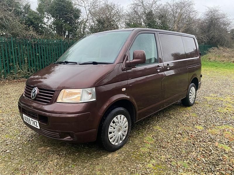 Used VW T5 102 HP (75 kW) 2009 Blackberry brown Van