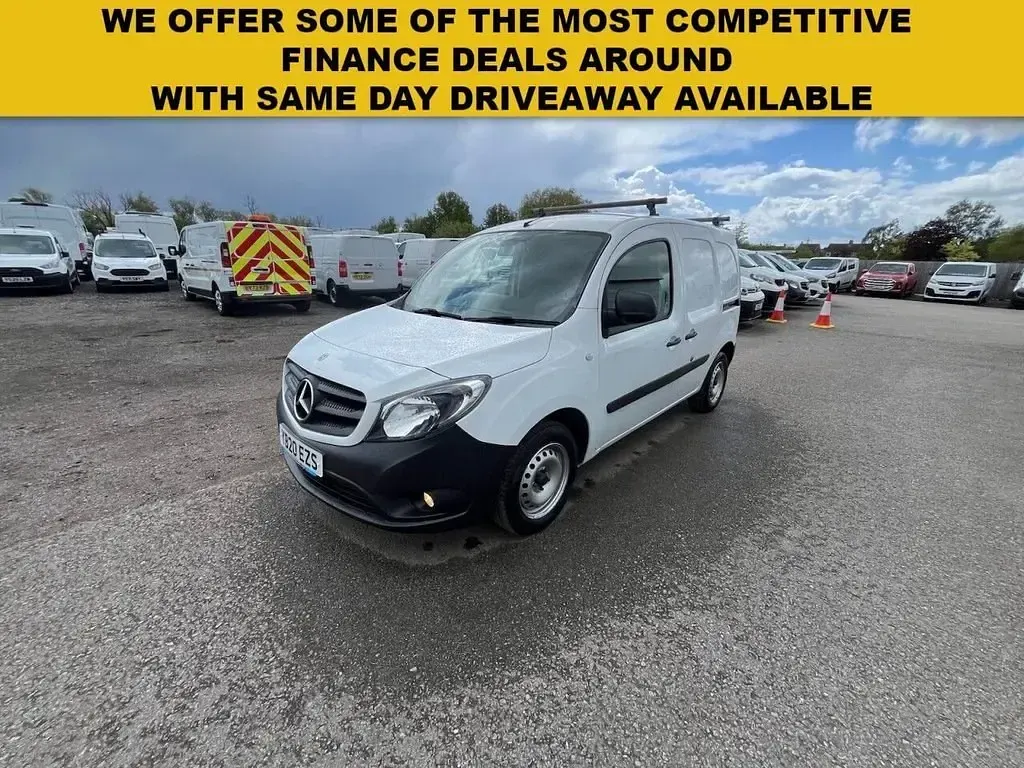 Usado Mercedes Citan 109 94 HP (69 kW) 2020 Branco Van