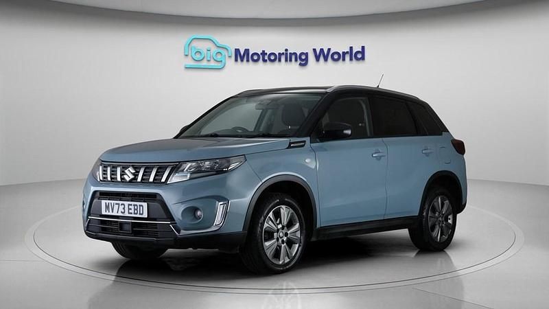 Second-hand Suzuki Vitara SZ-T 129 CP (94 kW) 2023 Albastru SUV