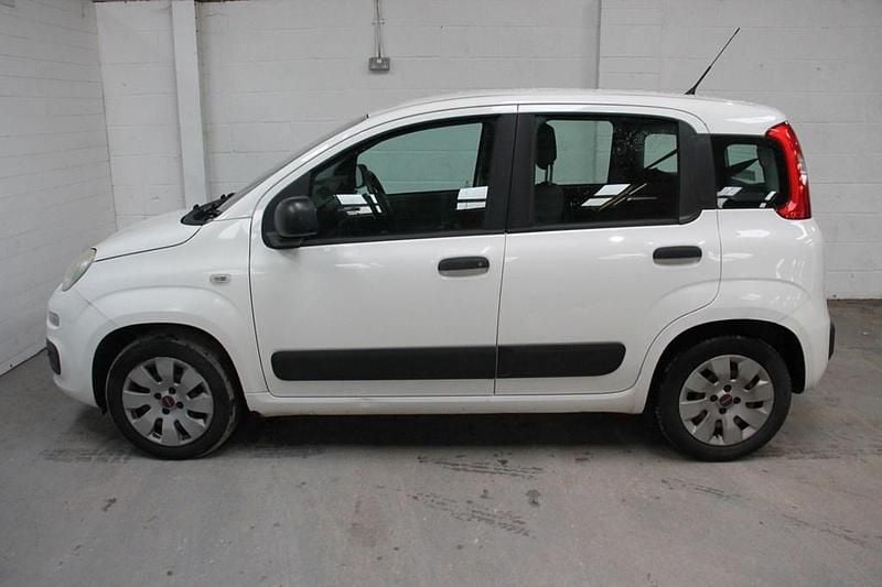 Used Fiat Panda Pop 75 HP (55 kW) 2012 White Hatchback