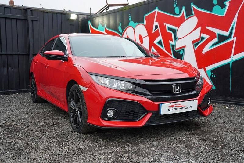 Used Honda Civic SR 129 HP (94 kW) 2017 Red Hatchback