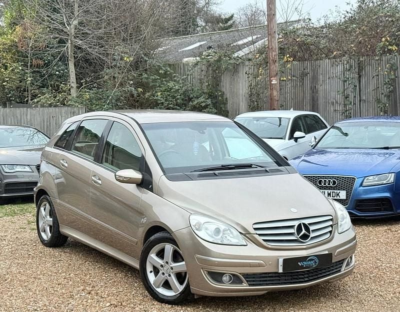 Gold Used 2006 Mercedes B170 SE MPV | £2,999 (Fair price) - Image 1/4