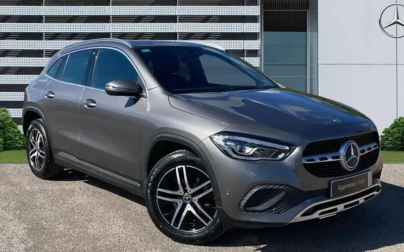 Used Mercedes GLA200 Executive 163 HP (119 kW) 2022 SUV
