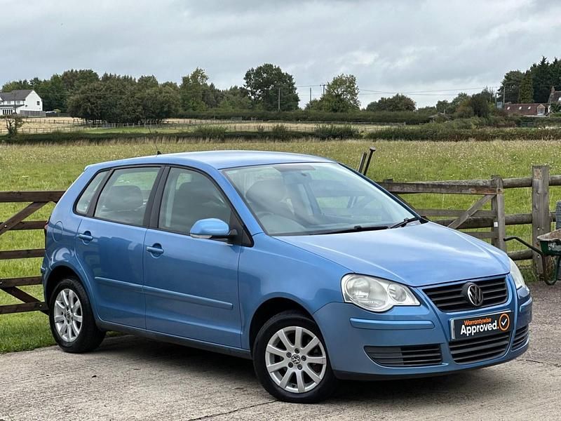 Blue Used 2006 VW Polo SE Hatchback | £3,995 (A bit pricey) - Image 1/4