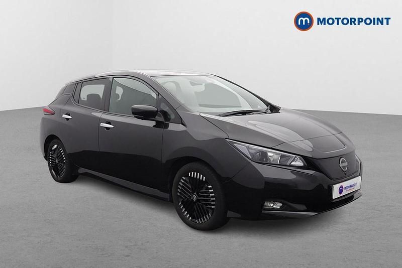 Used Nissan Leaf N-Connecta 110 kW (150 HP) 2022 Black Hatchback