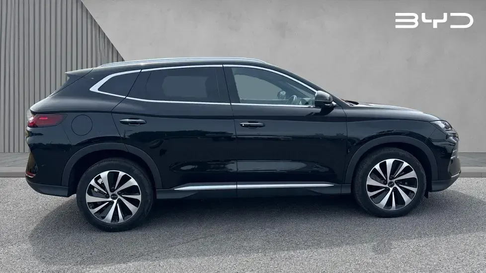 Used BYD Seal U Comfort 218 HP (160 kW) 2025 Additional metallic  delan black SUV