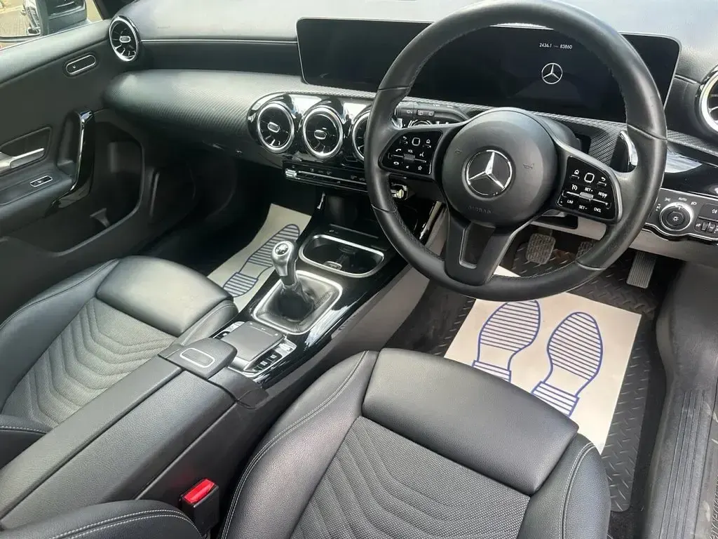 Used Mercedes A180 Executive 136 HP (100 kW) 2019 Black Hatchback