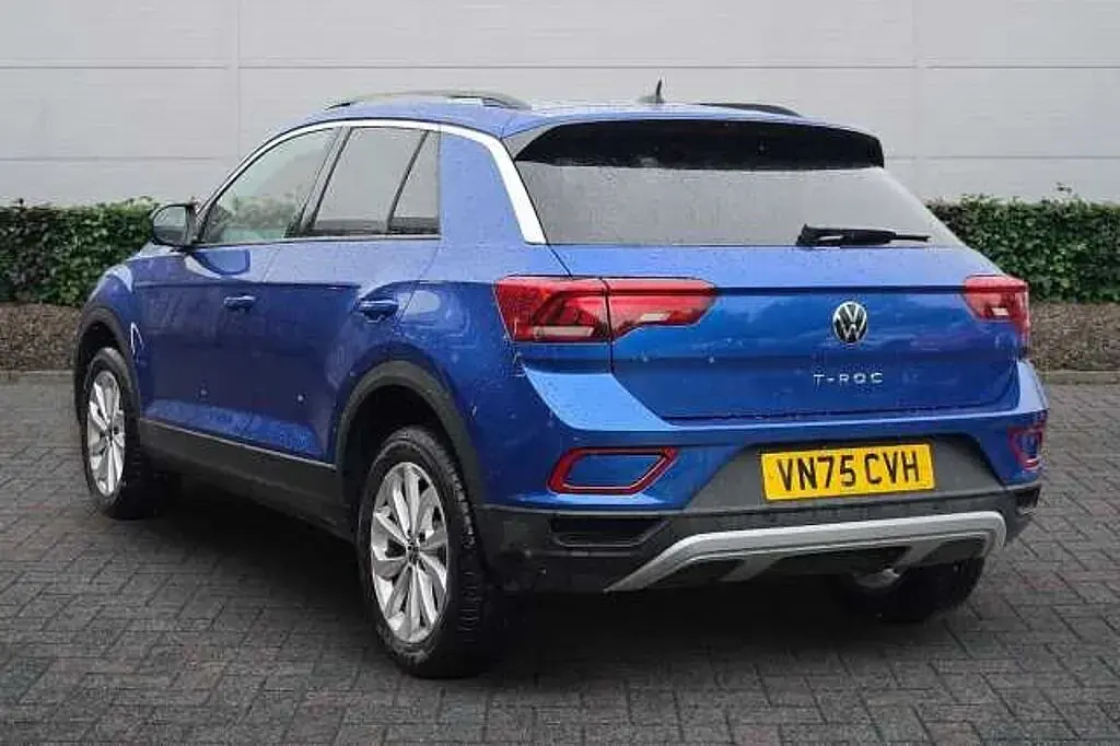 New VW T-Roc Match 150 HP (110 kW) 2026 Ravenna blue metallic SUV