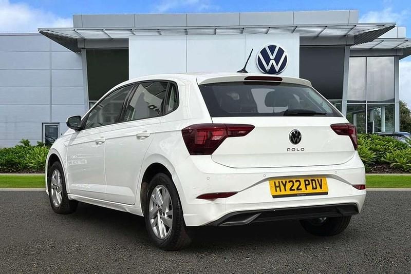 Used VW Polo Life 95 HP (69 kW) 2022 White Hatchback