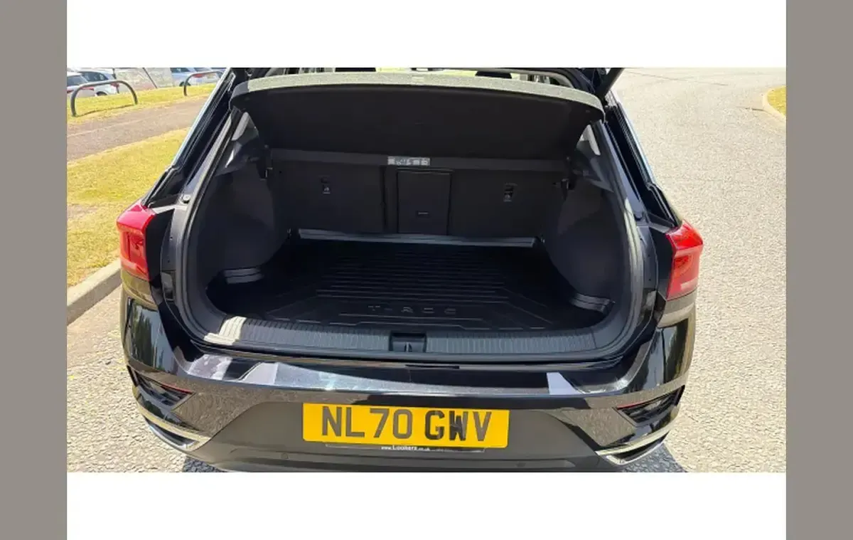 Used VW T-Roc SE 147 HP (108 kW) 2020 Black SUV