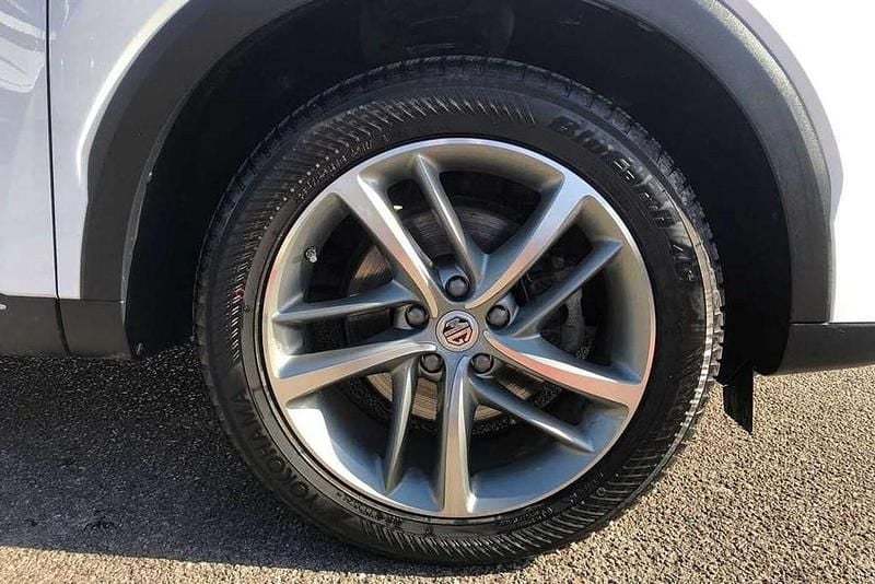 Used MG HS Exclusive 162 HP (119 kW) 2023 White SUV